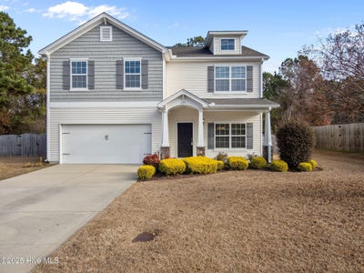 /international/us/402-boathouse-court-swansboro-nc-110104186446/