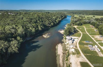 /international/us/lot-43-gasconade-getaway-vienna-mo-110108018150/