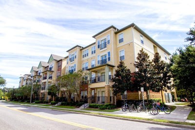 /international/us/1185-sw-9th-road-gainesville-fl-110107683390/