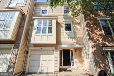 /international/us/2431-clover-field-circle-herndon-va-110100843957/?lang=zh-tw