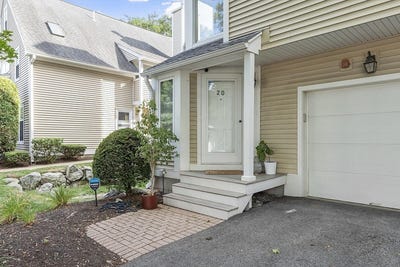 /international/us/20-hammond-pl-woburn-ma-110101117175/