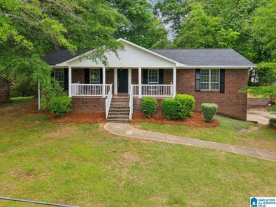 /international/us/817-4th-avenue-pleasant-grove-al-110107628235/