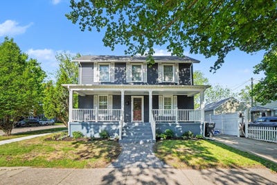 /international/us/416-center-street-south-haven-mi-110108409476/