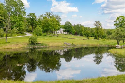 /international/us/444-tin-shanty-road-shrewsbury-vt-110098402509/