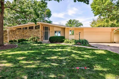 /international/us/2637-se-burton-st-topeka-ks-110120497913/