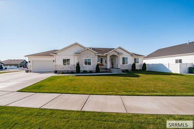 /international/us/3700-e-koda-way-idaho-falls-id-110120486485/