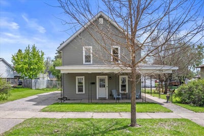 /international/us/320-e-marion-street-portage-wi-110107823835/