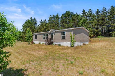 /international/us/1949-n-lamb-road-interlochen-mi-110109070134/