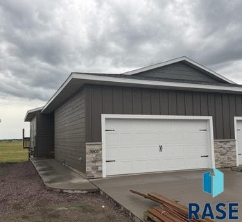 /international/us/3603-s-heather-ave-sioux-falls-sd-110108719730/