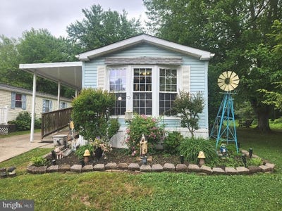 /international/us/6150-clearview-avenue-bensalem-pa-110108494580/