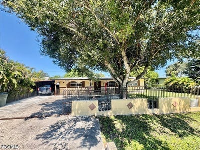 /international/us/4715-nottingham-drive-fort-myers-fl-110120026610/