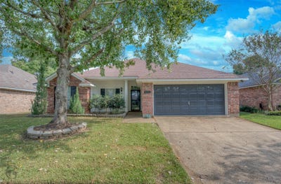 /international/us/2116-middle-creek-boulevard-bossier-city-la-110107751717/