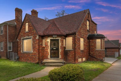 /international/us/18600-prairie-street-detroit-mi-110099269806/