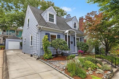 /international/us/92-edgehill-road-providence-ri-110110307052/