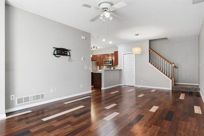 /international/us/18902-96th-place-n-maple-grove-mn-110107925382/