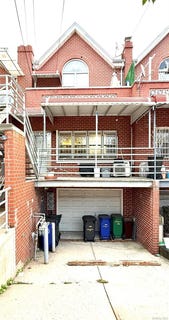 /international/us/13-03-a-128th-st-college-point-ny-110107692049/