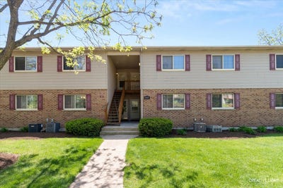 /international/us/295-woodridge-circle-south-elgin-il-110108059544/