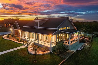 /international/us/200-shamrock-lane-kerrville-tx-110101139911/