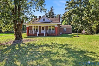 /international/us/14508-courthouse-road-dinwiddie-va-110120610576/