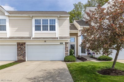 /international/us/29089-pembrooke-boulevard-olmsted-twp-oh-110107854408/