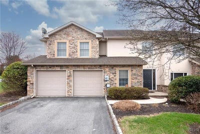 /international/us/5-holly-court-forks-twp-pa-110098479855/