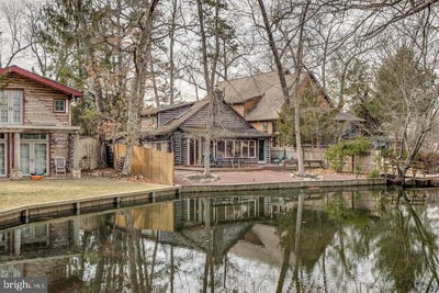 /international/us/163-chippewa-trail-medford-lakes-nj-110108637440/