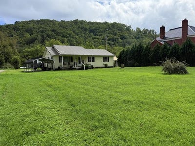 /international/us/44-meadow-lark-lane-inez-ky-110110143973/
