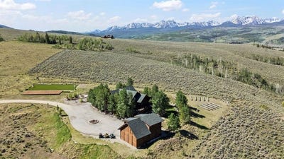 /international/us/385-darby-drive-silverthorne-co-110108918010/