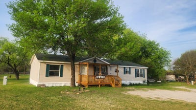 /international/us/7241-s-interstate-45-service-road-alma-tx-110104964513/