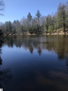 /international/us/2823-river-ridge-road-alger-mi-110096982310/?lang=zh-tw