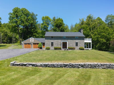 /international/us/108-grovenors-corners-road-cobleskill-ny-110108767976/