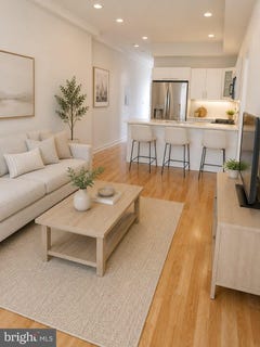 /international/us/1437-brown-street-philadelphia-pa-110108467438/