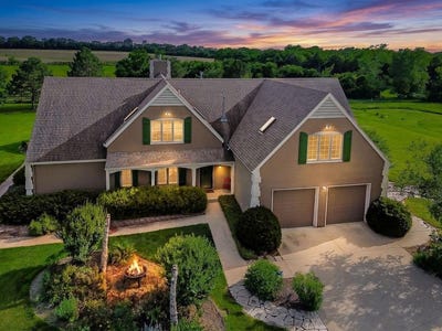 /international/us/1949-n-900th-road-eudora-ks-110109060297/