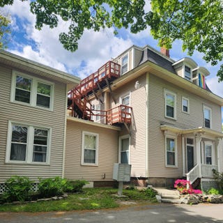 /international/us/50-52-54-ohio-street-bangor-me-110108478560/