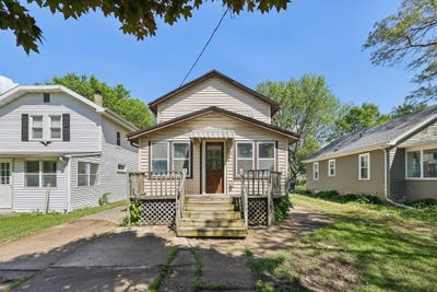 /international/us/108-n-oakhill-avenue-janesville-wi-110099862889/