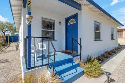 /international/us/321-w-solana-avenue-ajo-az-110101011466/