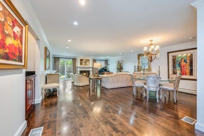 /international/us/439-dedham-st-c-newton-ma-110108574232/
