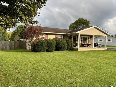 /international/us/111-meadow-pl-lester-wv-110119990456/