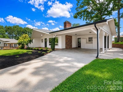 /international/us/178-trailwood-drive-forest-city-nc-110119705908/