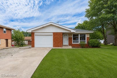 /international/us/7719-gail-avenue-darien-il-110108580161/