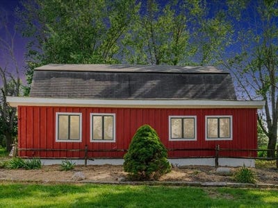 /international/us/1258-rollins-rd-central-city-ia-110101449901/