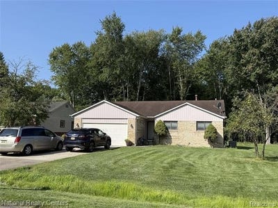 /international/us/23001-watt-drive-farmington-mi-110107871326/