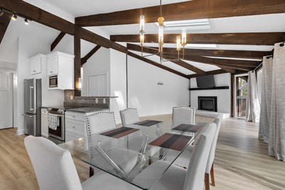 /international/us/800-aspen-dr-fontana-wi-110107659010/