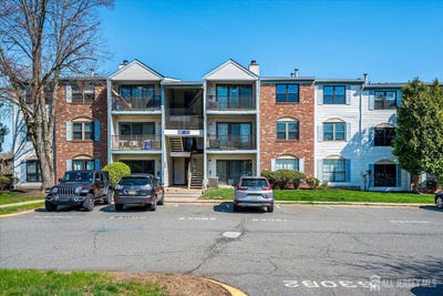 /international/us/409-lancaster-court-piscataway-nj-110107820665/