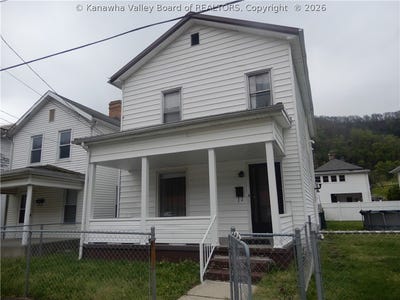/international/us/145-6th-avenue-montgomery-wv-110107458154/