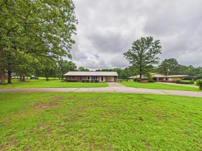 /international/us/6788-ridge-road-columbus-ms-110108410477/