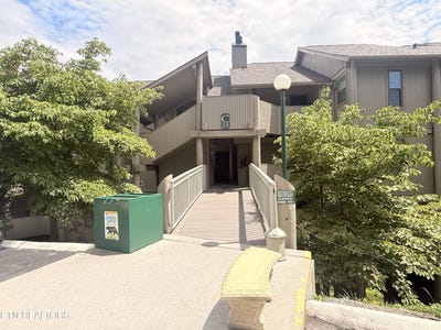 /international/us/3710-weber-rd-gatlinburg-tn-110108735801/