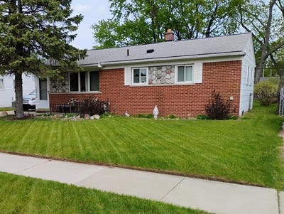/international/us/12415-clinton-river-road-sterling-heights-mi-110108581984/