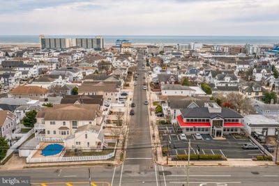 /international/us/106-e-morning-glory-road-wildwood-crest-nj-110098407317/