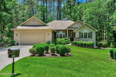/international/us/406-charles-place-mccormick-sc-110108177587/